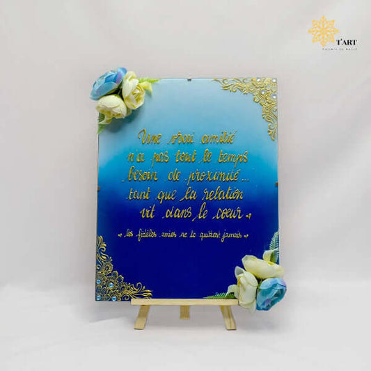 Cadre Floral Dégradé Personnalisé – Élégance & Émotion avec texte sur l'amitié et décor floral raffiné.